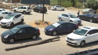 Bakıda avtomobil dayanacağında yaşayış binaları tikilir - ətrafda yaşayan sakinlər narazıdır  - VİDEO