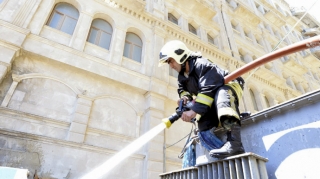 FHN:  Ötən gün 69 yanğına çağırış olub, 2 nəfər xilas edilib