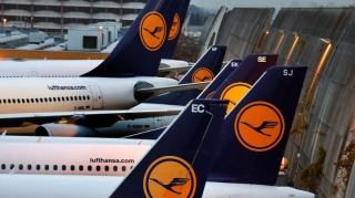 СМИ: Lufthansa сократит 29 тыс. сотрудников 
