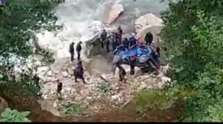 Qubada ağır qəza; iş adamı olan sürücü və sərnişini öldü   - VİDEO