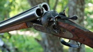 Azərbaycanda 65 yaşlı kişi yoldaşını bazarlığa göndərib özünü güllələdi 