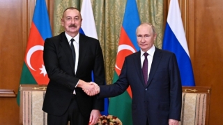Putin İlham Əliyevə zəng etdi