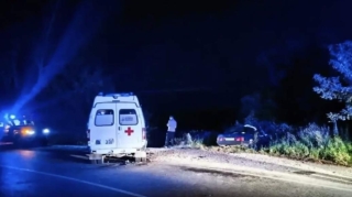 Saatda 180 km sürətlə “təcili yardımla” toqquşdu; 5 nəfər xəsarət aldı - VİDEO 