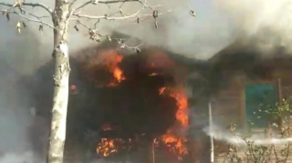 Sabirabadda ev yanıb