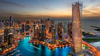 Легенды роскоши:  Элитный прокат автомобилей в волшебном Дубае