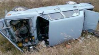 Goranboyda "VAZ-2106" aşdı, ölən var 