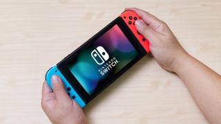 "Apple" özünün "Nintendo Switch" analoqu üzərində çalışır