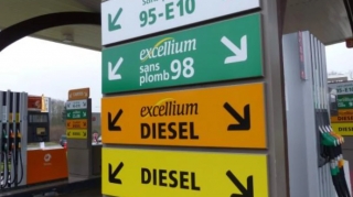 Fransada dizelin qiyməti son 40 ildə maksimum səviyyəyə çatdı 