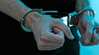 Marneulidə iki Azərbaycan vətəndaşı dələduzluq ittihamı ilə saxlanılıb 