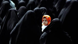 Taliban qızlara məktəbə getməyə icazə verəcəkmi?