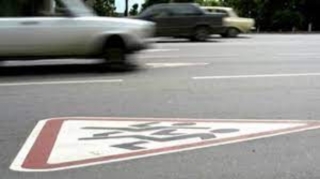 Bakıda gənc qız yol-nəqliyyat hadisəsində xəsarət alıb 