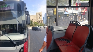 Bakının mərkəzində iki sərnişin avtobusu toqquşdu    - FOTO