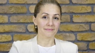 Bu dəfə Azər Qasımlının xanımından şikayət etdi 