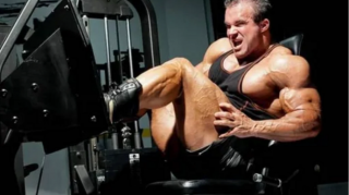 Dünyanın ən güclü adamı velosipeddən yıxılıb öldü - FOTO