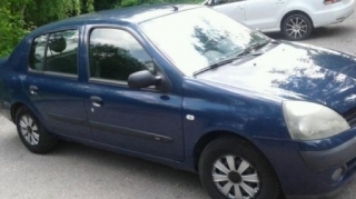 Atasının "Reno"sunu qaçırdı,  polis yaxaladı - FOTO 