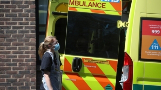 Britaniyada bir gündə koronavirusdan 412 nəfər ölüb