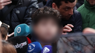 “Uşaqdan silahın növünü niyə soruşursunuz?” 