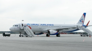 Uralda təyyarə qəza enişi etdi 
