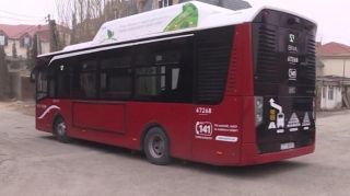 Avtobusları yeniləndi, amma sevincləri uzun çəkmədi - VİDEO 