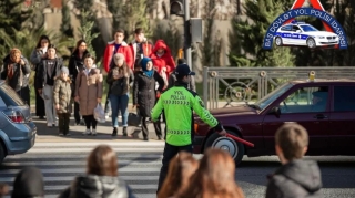 Один шаг до трагедии: ГУГДП призывает пешеходов к осторожности 