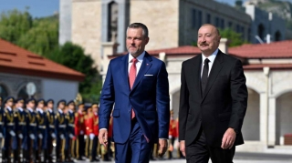 İlham Əliyev həmkarını Şuşada qarşıladı - FOTOLAR 