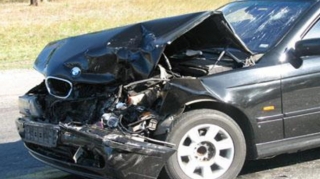 Liseyin yaxınlığında azyaşlını "BMW" vurdu