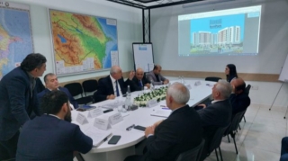 Sumqayıt şəhərində istismar müddətini başa vurmuş 3 yataqxana sökülür  - FOTO