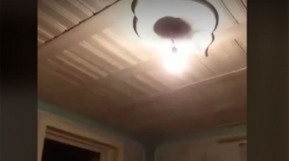 Azərbaycanda zəlzələ anı kameraya belə düşdü   - VİDEO