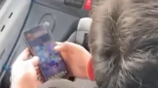 İş başında sükanı buraxıb oyun oynayırdı - İşdən çıxarıldı - VİDEO 