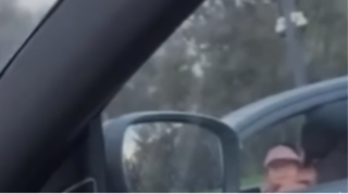 Polis azyaşlıya maşın verən sürücünü tapıb CƏZALANDIRDI  - VİDEO