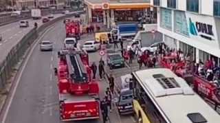 Avtobus dayanacağa çırpıldı - Ölən və xəsarət alanlar var 