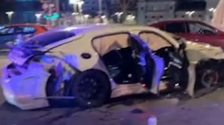 Məşhur bloger “Porsche” maşını ilə QƏZAYA DÜŞDÜ 