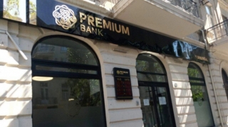 Cahangir Əsgərovun bankının sədri işdən çıxdı - FOTO