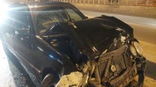 Bakıda iki avtomobil toqquşdu  - FOTO