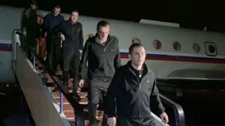 Bakıdan gedən ermənilərin təyyarəsi İrəvana endi - VİDEO