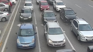 Bakının on altı yolunda tıxac yaranıb - SİYAHI