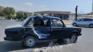 Naxçıvan şəhərində daha bir yol-nəqliyyat hadisəsi baş verdi - FOTO