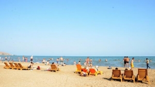 Deputat:  “Dəniz mövsümü başlayır, karantin yumşaldıla bilər”  - VİDEO