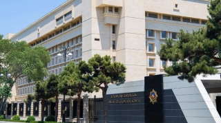 В Азербайджане обвиняемый в госизмене предстал перед судом 