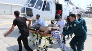 Laçında yol qəzası olub, yaralılar helikopterlə Bakıya gətirilib - VİDEO 