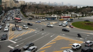 Yollar bir tərəfdən salınır, bir tərəfdən dağılır - Məsul şəxslər arasında koordinasiya yoxdur? 