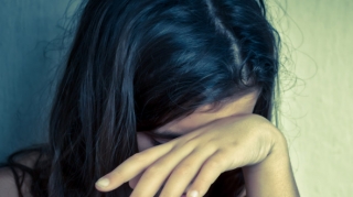 Yeniyetmə qızları Gəncəyə aparıb 100 manata satdı