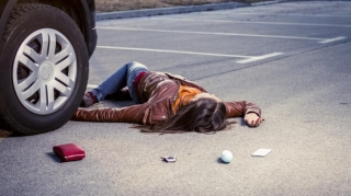 Bakıda avtomobil qadını vurub öldürdü 