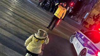 Sumqayıtda azyaşlı və polisdən jest - FOTO 