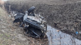 Göyçayda maşın kanala aşdı, beş nəfər xəstəxanalıq oldu - FOTO