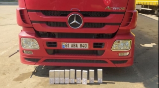 Yük avtomobillərindən külli miqdarda qanunsuz siqaret aşkarlanıb - FOTO