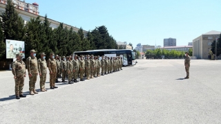 Личный состав и военная техника Азербайджанской армии выехали в район учений