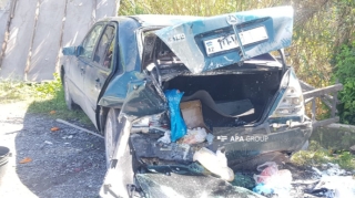 Ucarda “Toyota” “Mercedes”ə çırpıldı: 5 nəfər xəsarət aldı   - FOTO