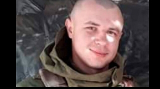 Zelenski bu istehkamçıya “Ukrayna qəhrəmanı”  adı verdi   - FOTO 