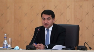 Hikmət Hacıyev İranın Azərbaycana dəstəyindən  yazdı